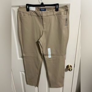 Old Navy Women's Mid-Rise Pixie Ankle Pants Chinos Size 16 NWT